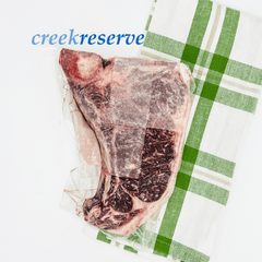 Creekreserve 28 Day Dry Aged Beef on handtowel